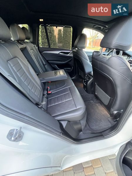 Внедорожник / Кроссовер BMW X3 2019 в Одессе
