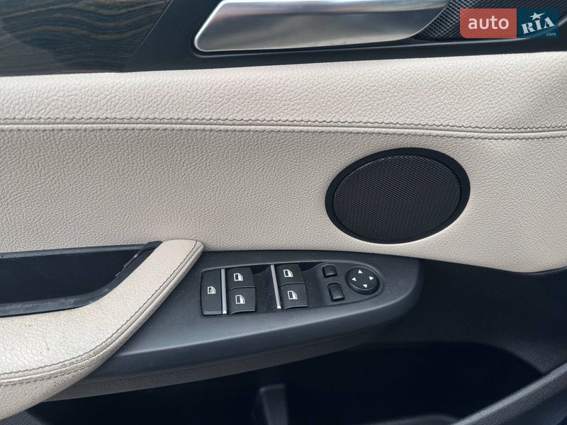 Внедорожник / Кроссовер BMW X3 2013 в Киеве