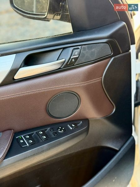 Внедорожник / Кроссовер BMW X3 2015 в Новояворовске