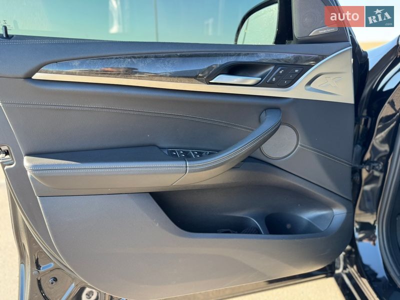 Внедорожник / Кроссовер BMW X3 2018 в Ровно