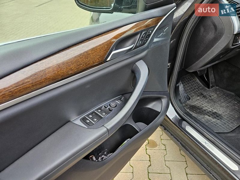 Внедорожник / Кроссовер BMW X3 2019 в Львове