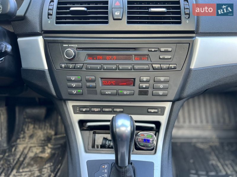 Внедорожник / Кроссовер BMW X3 2010 в Ивано-Франковске