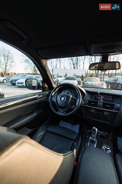 Внедорожник / Кроссовер BMW X3 2011 в Львове