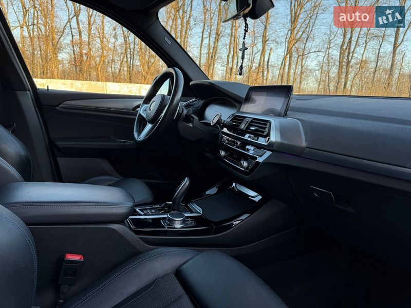 Внедорожник / Кроссовер BMW X3 2020 в Луцке