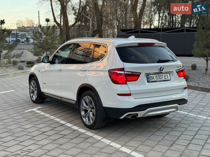 Внедорожник / Кроссовер BMW X3 2015 в Ровно