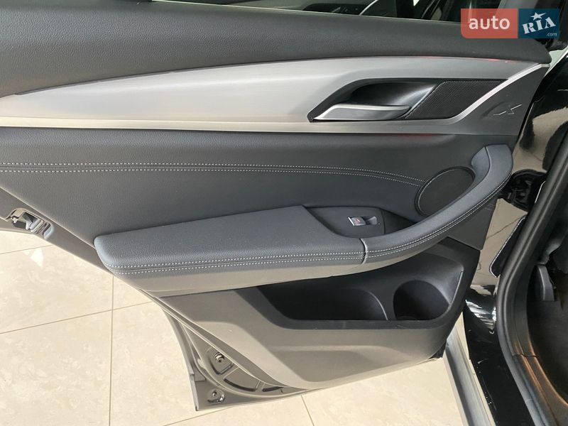 Внедорожник / Кроссовер BMW X3 2020 в Одессе