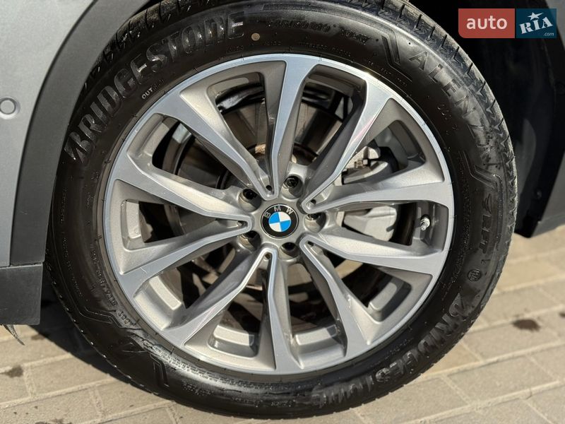 Внедорожник / Кроссовер BMW X3 2022 в Киеве