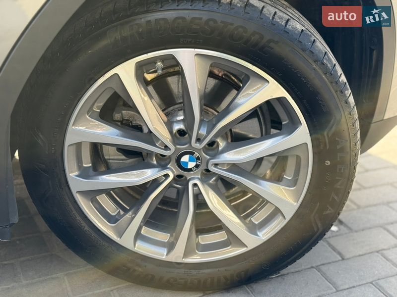 Внедорожник / Кроссовер BMW X3 2022 в Киеве