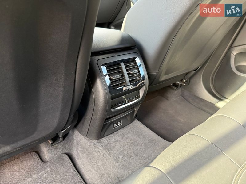 Внедорожник / Кроссовер BMW X3 2022 в Киеве