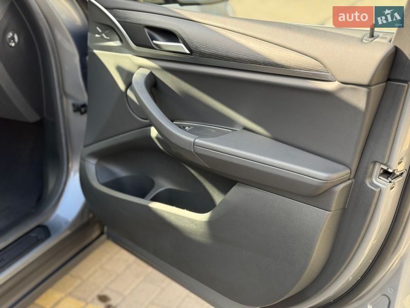Внедорожник / Кроссовер BMW X3 2022 в Киеве