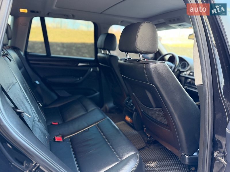 Внедорожник / Кроссовер BMW X3 2013 в Ровно