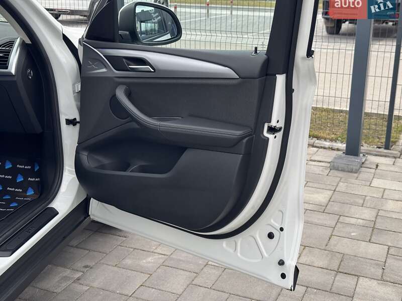 Позашляховик / Кросовер BMW X3 2021 в Рівному