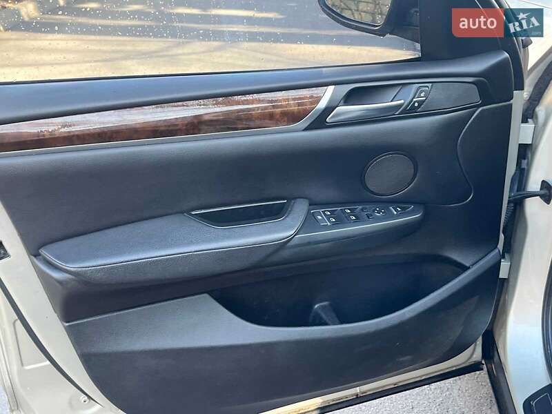 Внедорожник / Кроссовер BMW X3 2014 в Киеве