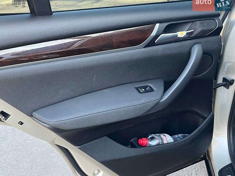 Внедорожник / Кроссовер BMW X3 2014 в Киеве