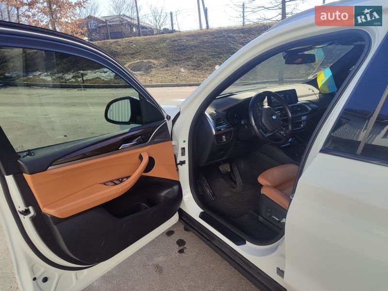 Внедорожник / Кроссовер BMW X3 2020 в Сумах