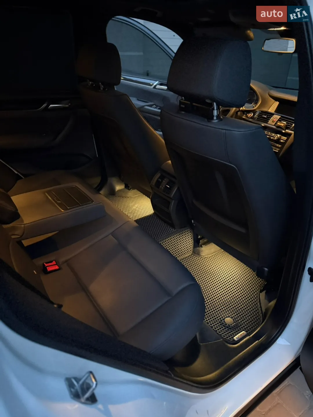 2017 BMW X3 - мініатюра 22