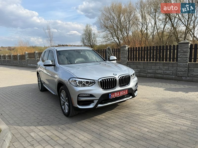 Внедорожник / Кроссовер BMW X3 2019 в Ровно