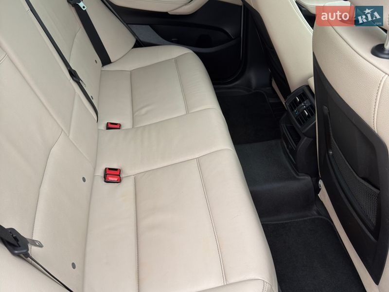 Внедорожник / Кроссовер BMW X3 2012 в Ровно