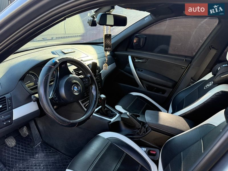 Внедорожник / Кроссовер BMW X3 2010 в Херсоне