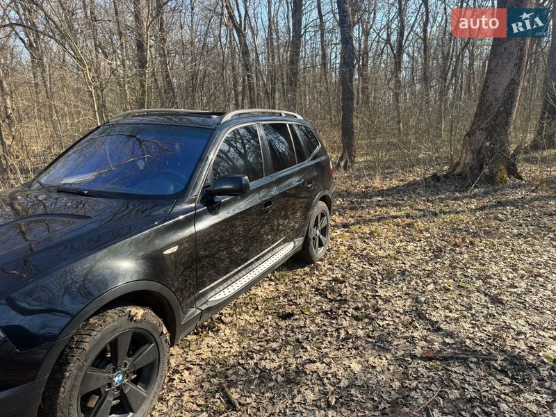Внедорожник / Кроссовер BMW X3 2004 в Богодухове