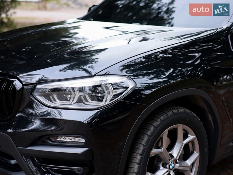 Внедорожник / Кроссовер BMW X3 2019 в Киеве