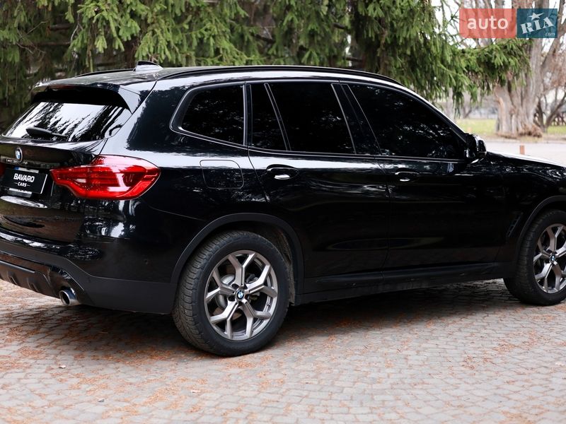 Внедорожник / Кроссовер BMW X3 2019 в Киеве