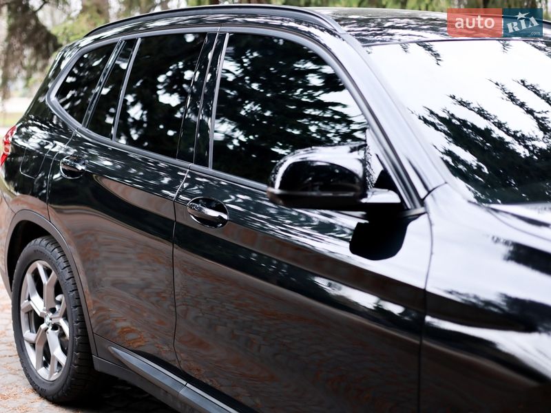 Внедорожник / Кроссовер BMW X3 2019 в Киеве