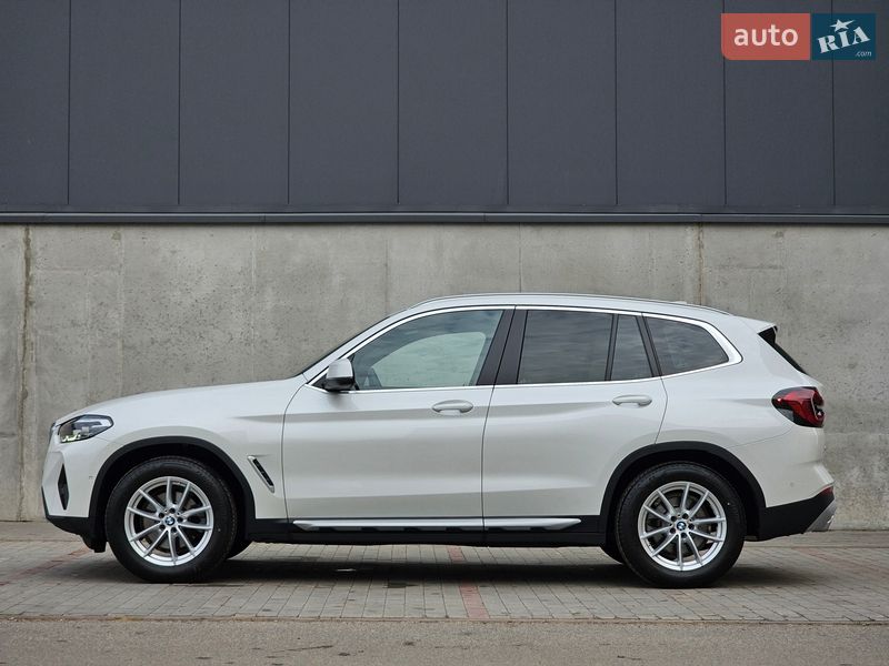 Внедорожник / Кроссовер BMW X3 2022 в Киеве