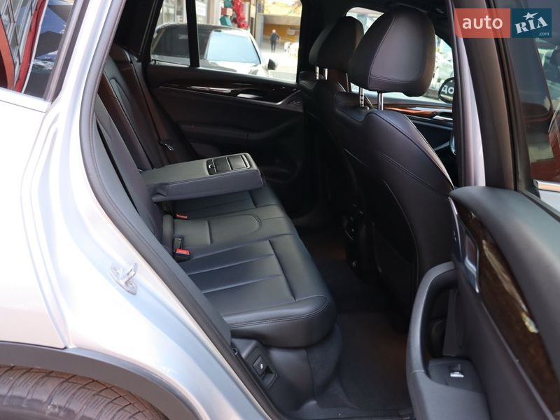 Внедорожник / Кроссовер BMW X3 2019 в Львове