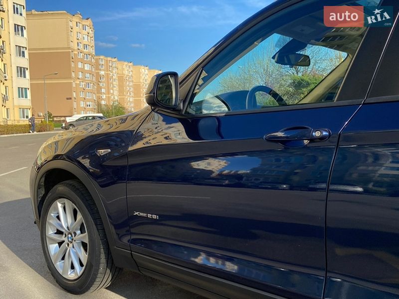 Внедорожник / Кроссовер BMW X3 2014 в Киеве