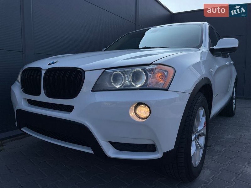 Внедорожник / Кроссовер BMW X3 2014 в Киеве