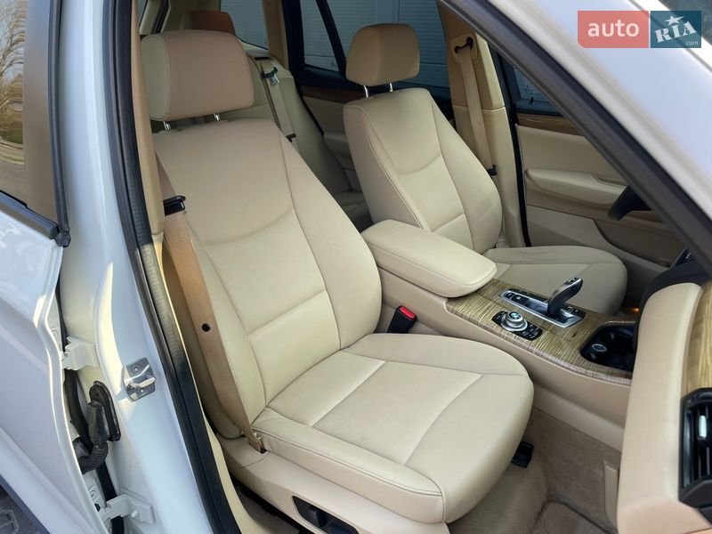 Внедорожник / Кроссовер BMW X3 2014 в Киеве