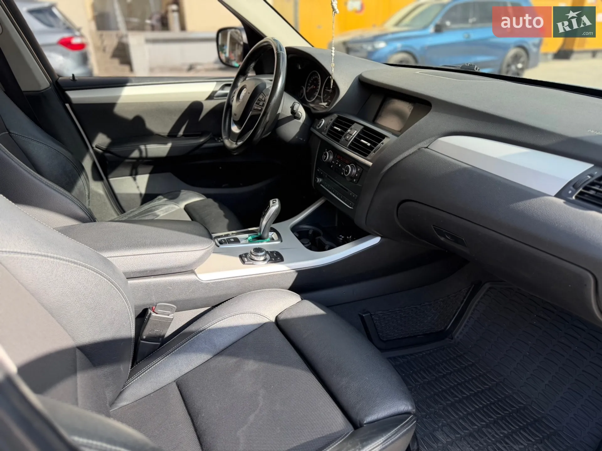 2011 BMW X3 - мініатюра 26