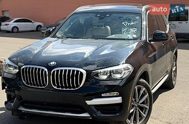 Внедорожник / Кроссовер BMW X3 2019 в Киеве