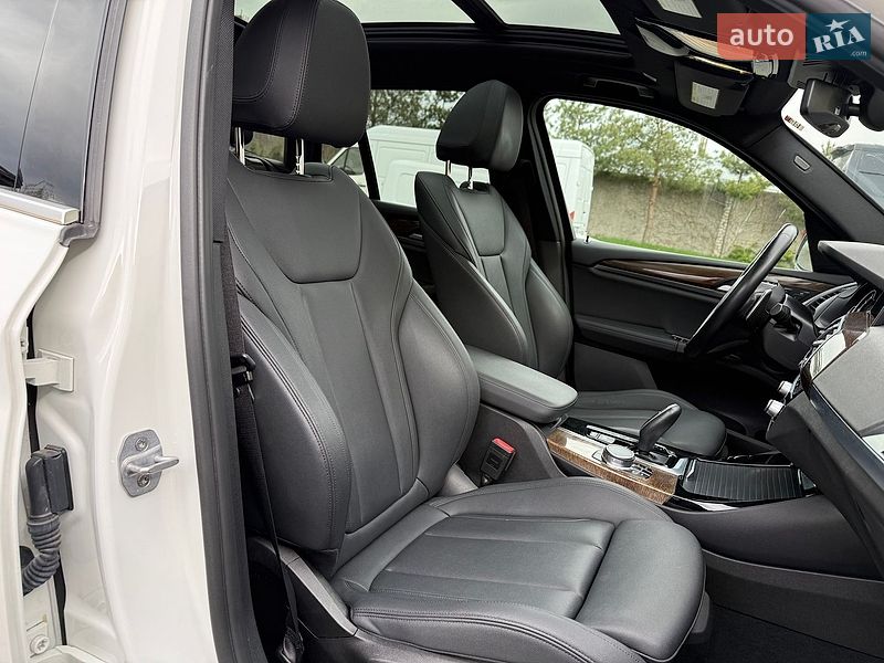 Внедорожник / Кроссовер BMW X3 2018 в Львове