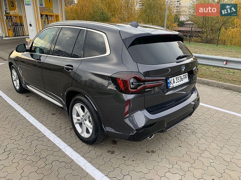 Внедорожник / Кроссовер BMW X3 2021 в Киеве