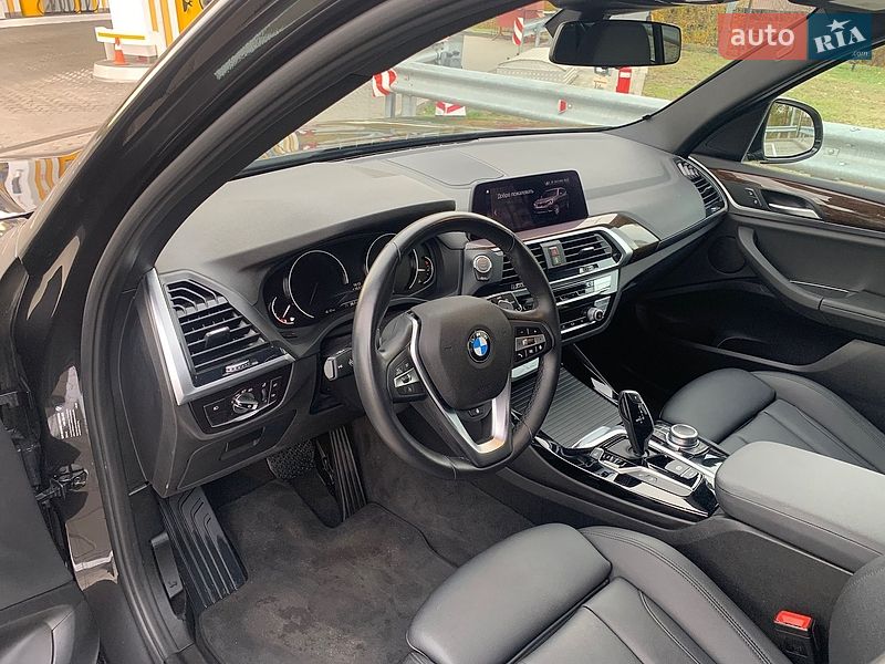 Внедорожник / Кроссовер BMW X3 2021 в Киеве