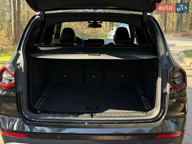 Внедорожник / Кроссовер BMW X3 2022 в Новояворовске