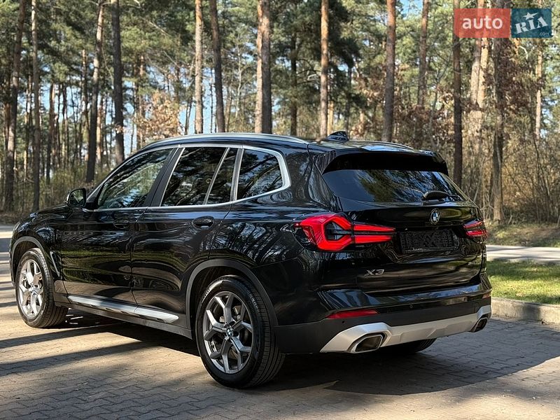 Внедорожник / Кроссовер BMW X3 2022 в Новояворовске