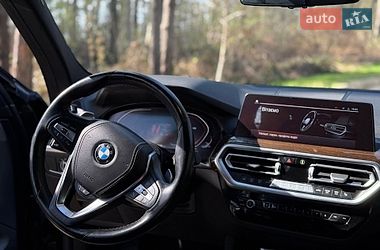 Внедорожник / Кроссовер BMW X3 2022 в Новояворовске