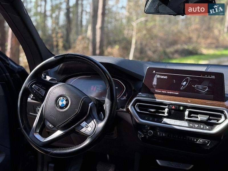 Внедорожник / Кроссовер BMW X3 2022 в Новояворовске