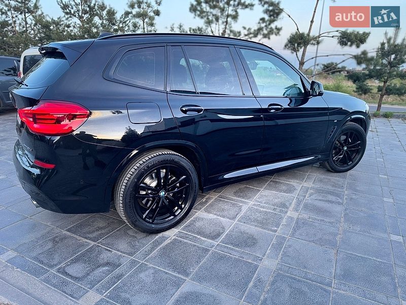 Внедорожник / Кроссовер BMW X3 2019 в Львове