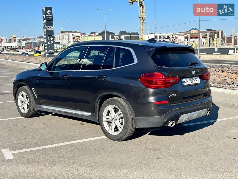 Внедорожник / Кроссовер BMW X3 2019 в Киеве