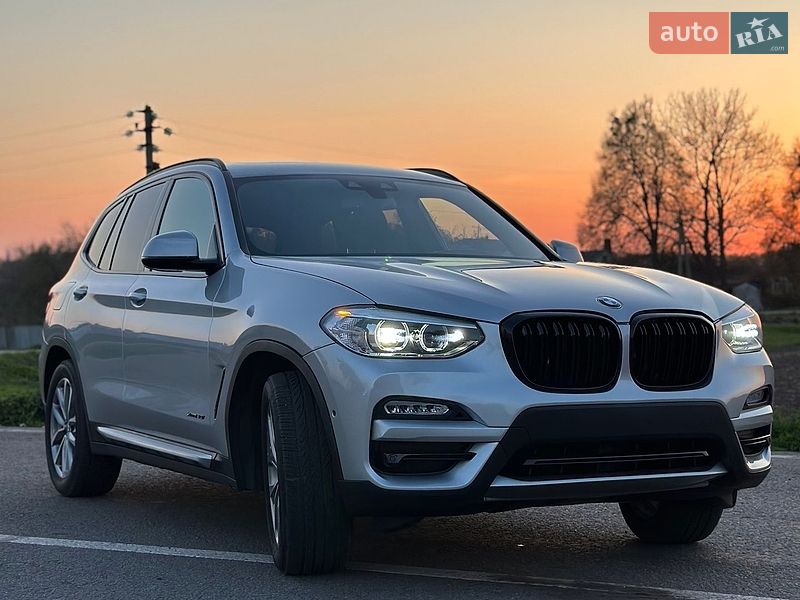 Внедорожник / Кроссовер BMW X3 2018 в Ромнах
