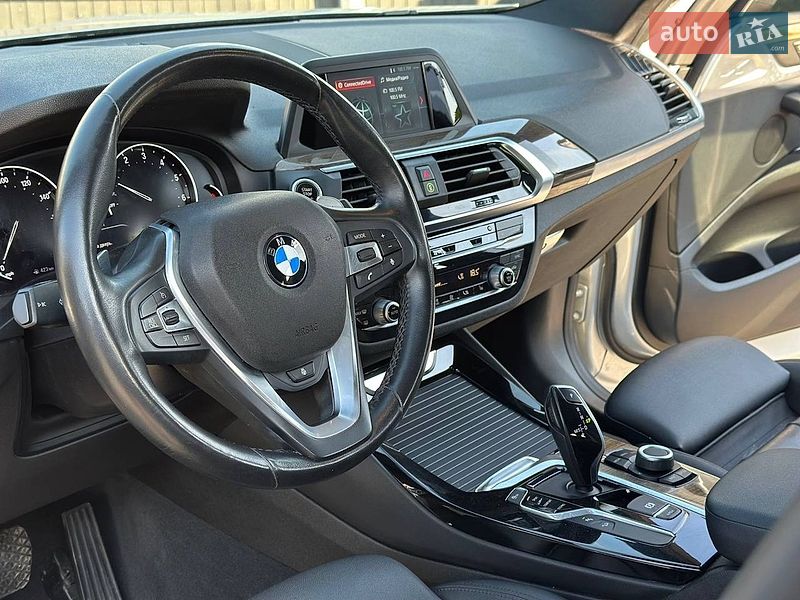 Внедорожник / Кроссовер BMW X3 2018 в Днепре