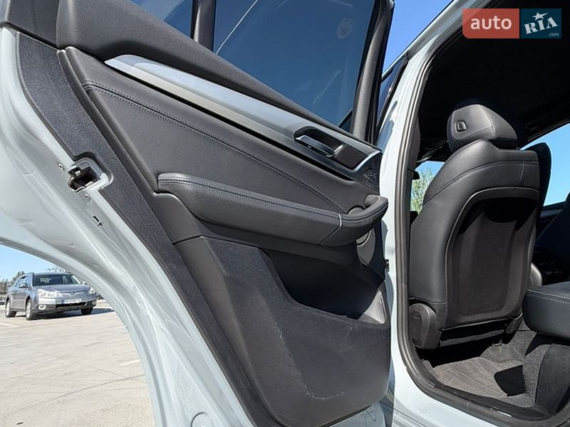 Внедорожник / Кроссовер BMW X3 2023 в Киеве