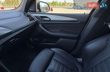 Внедорожник / Кроссовер BMW X3 2023 в Киеве