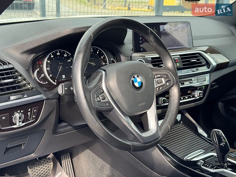 Внедорожник / Кроссовер BMW X3 2018 в Ровно