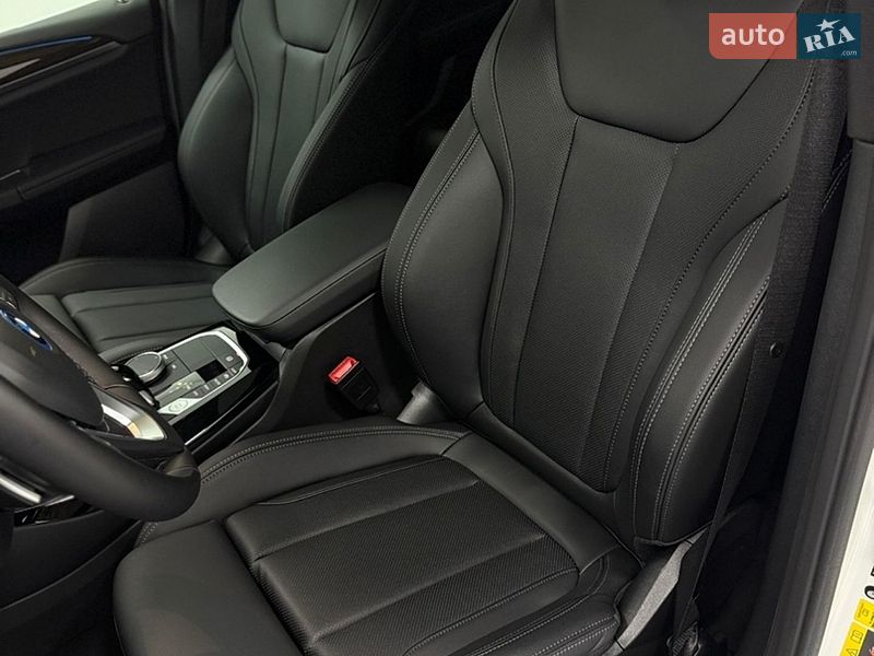 Внедорожник / Кроссовер BMW X3 2023 в Одессе
