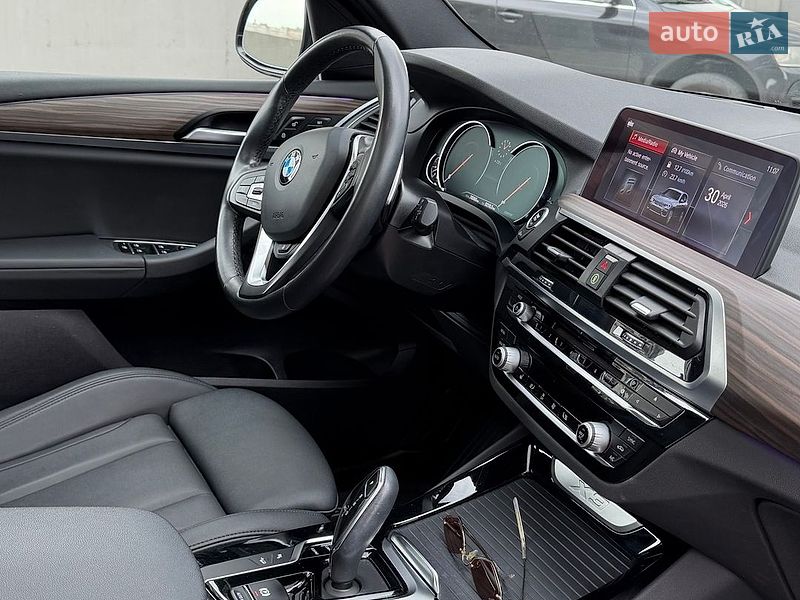 Внедорожник / Кроссовер BMW X3 2018 в Киеве